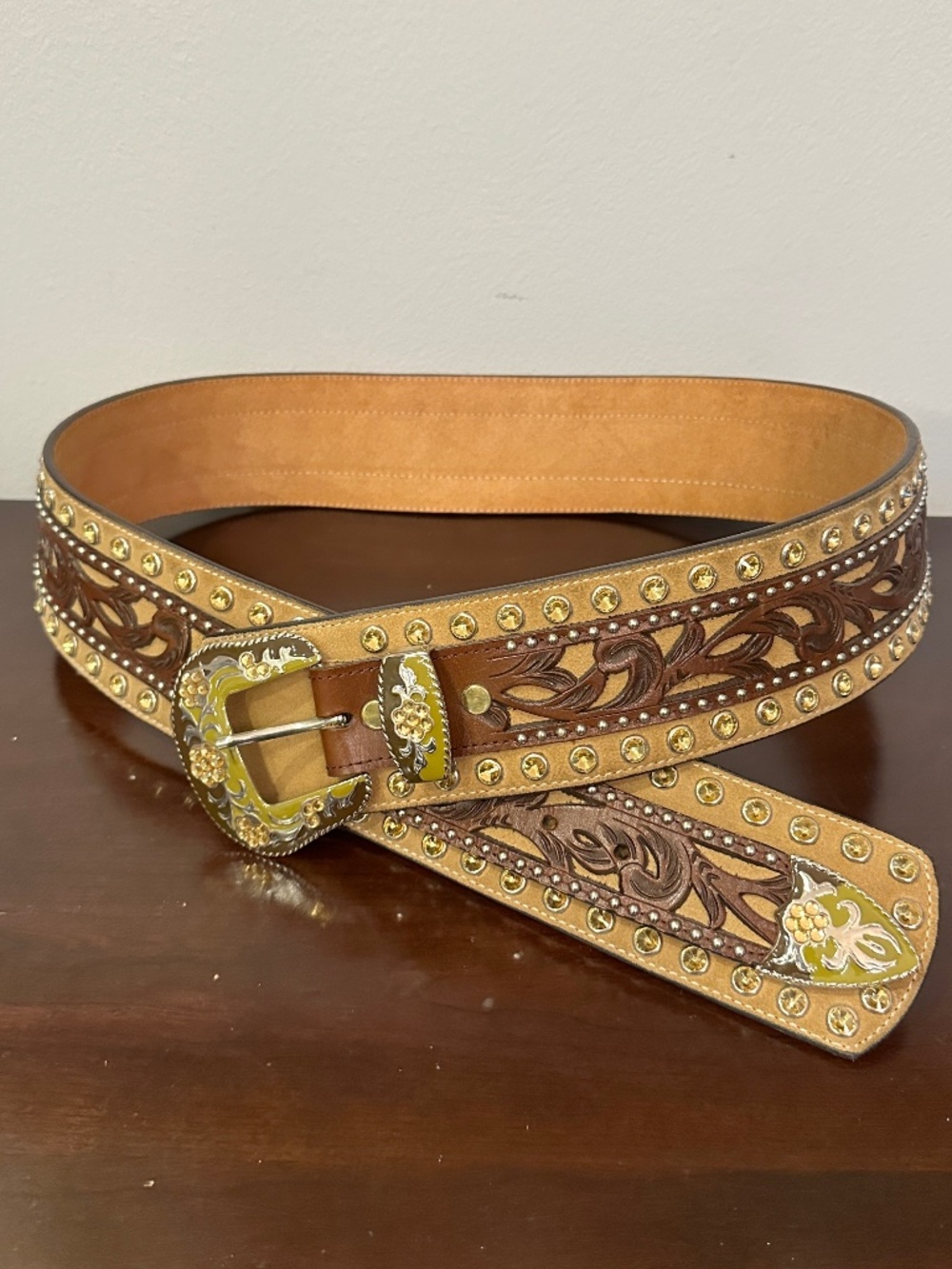 3D Co. Women's Genuine Leather Belt Studded Brown Silver Tooled Distressed SZ 40